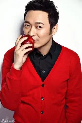 田重,1981年10月28日出生于乌鲁木齐,曾主演首部作品