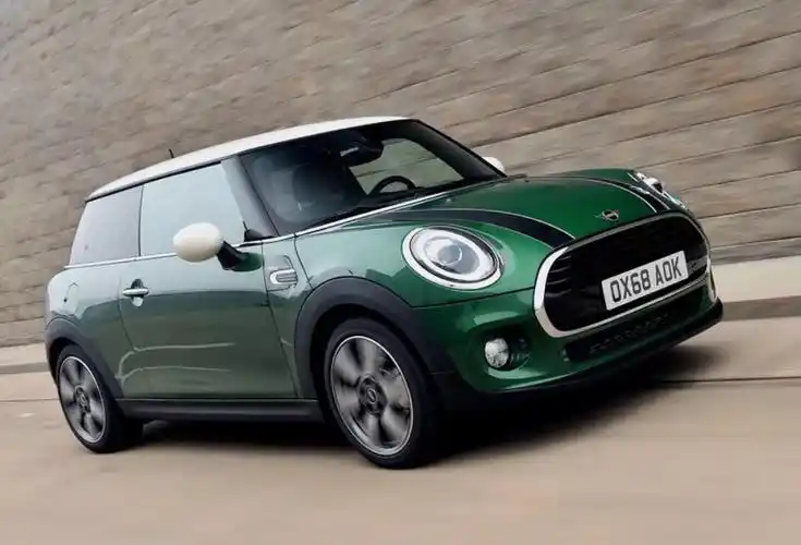 燃油版mini国产:赶在电动化前收割一波"韭菜"?_凤凰网汽车_凤凰网