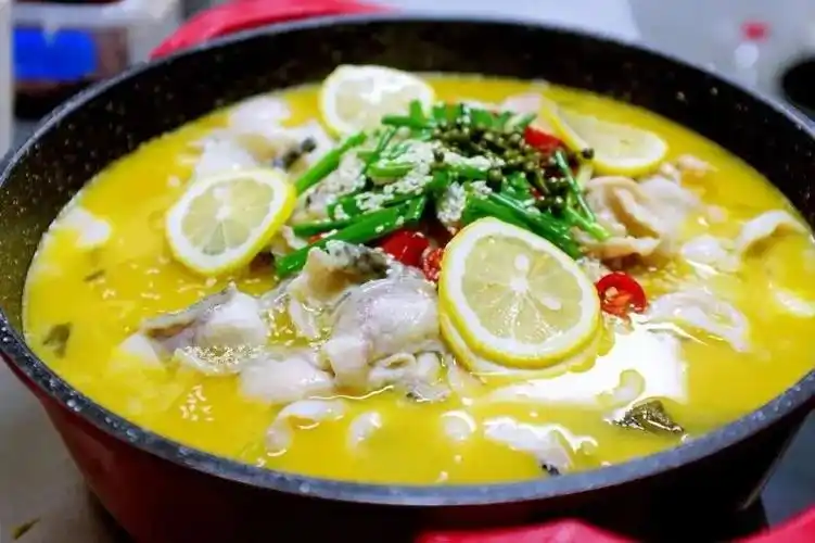 鲜酸酸辣超开胃!「江渔子」清新无骨柠檬鱼等你来解锁