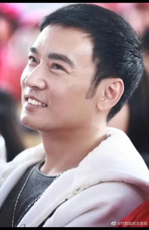 50的焦恩俊实力派,正气,阳光,帅气秒杀现在的小鲜肉[强]爱啦96