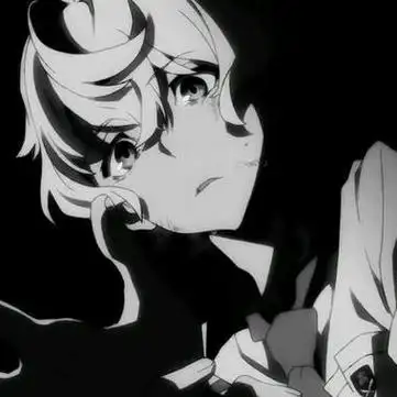 血腥恐怖头像带血的伤感自残头像很恐怖