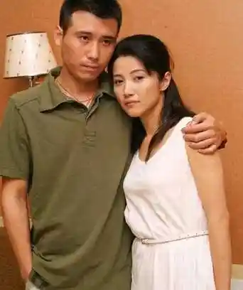 李乃文老婆李乃文个人资料现实中的老婆身份曝光万万没想到是她图明星