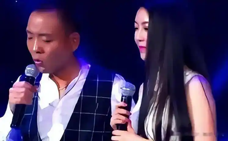 原创祁隆爱徒秀秀喜欢的视频有传闻被和合国际收购的借我星光