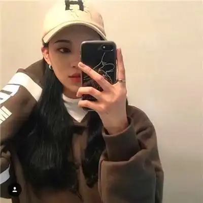 个性酷拽的霸气女生头像