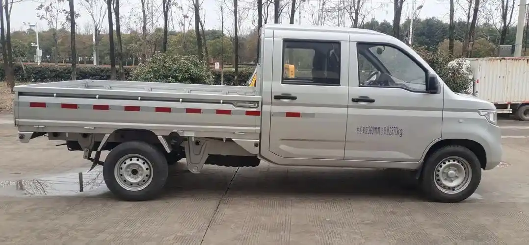 2023五菱宏光货车双排1.8新车多少钱 - 抖音