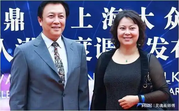 唐国强家的两面风景孙涛vs壮丽娃天壤之别的生活大揭秘