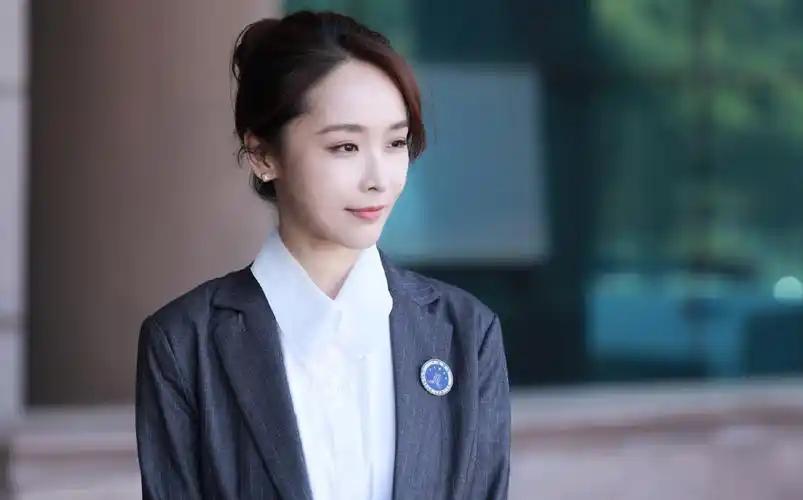 这些年,李曼虽未大红大紫,但也塑造过不少好角色:《梦幻天堂》里温婉