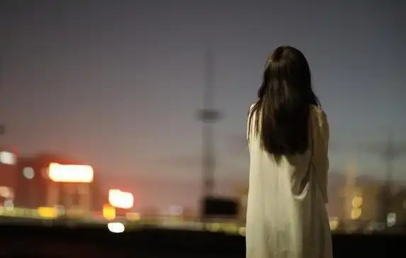 表达一个人硬撑着的图片( 0/0)