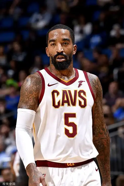 骑士正式裁掉jr-史密斯 湖人无意引进他辅助詹皇