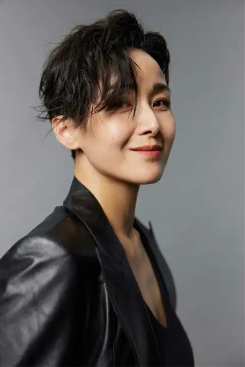 黄曼海之谣今晚开播演绎特殊年代里的坚韧女性