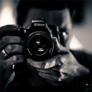 摄影师头像 帅气