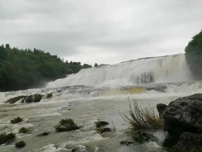 陡坡塘瀑布是83版的西游记片尾曲取景之处