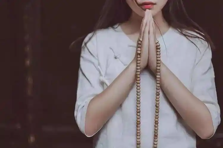 人这辈子最好的"面相":脸上有3处好风水,逢凶化吉!_相貌_一个人_菩萨