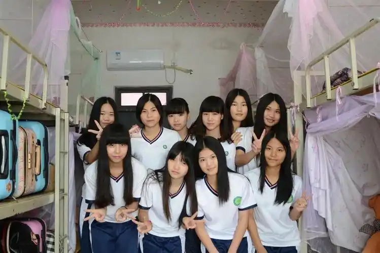 高新技校之生活篇