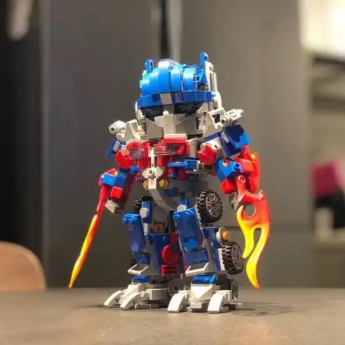 韩国乐高大神choi dambaek的q版乐高擎天柱moc#乐高  #变形金刚