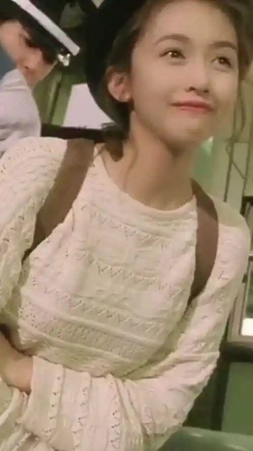 年轻时候的工藤静香最爱摇头5秒钟身体都不由自主的晃起来