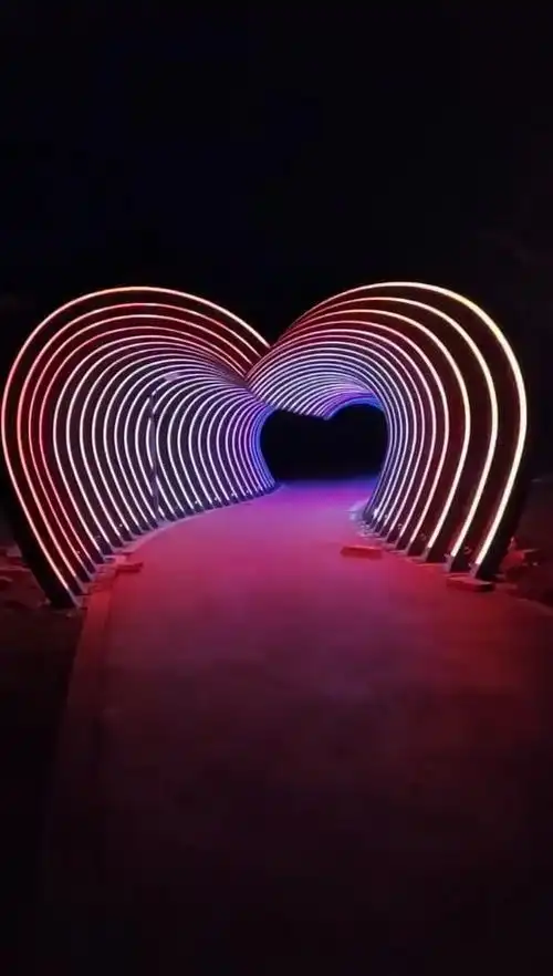 上金谷61时光隧道灯光调试