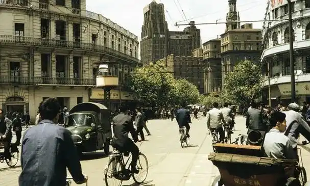 网易首页>网易号>正文申请入驻> 最后,再来看一张70年代的老照片,在