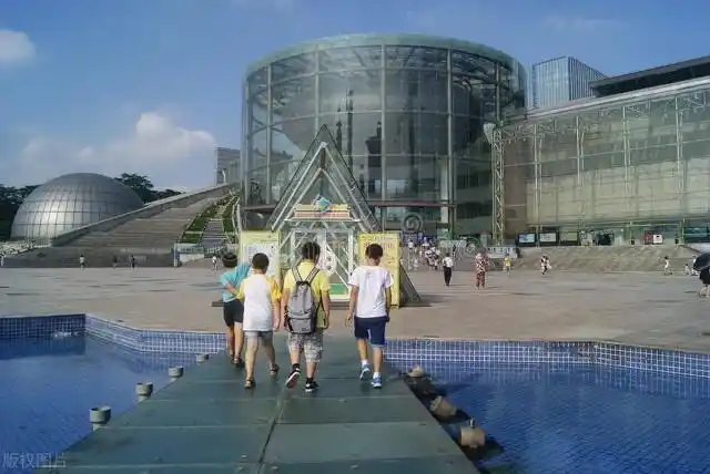 深圳博物馆(福田区)第二类:博物馆人文景点香蜜湖卡丁车游乐场2香蜜湖