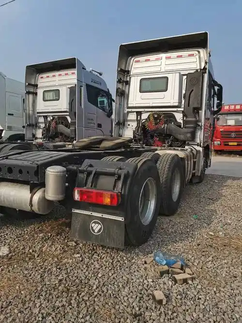 国五带液缓牵引车图片欧曼牵引车510马力来电购买