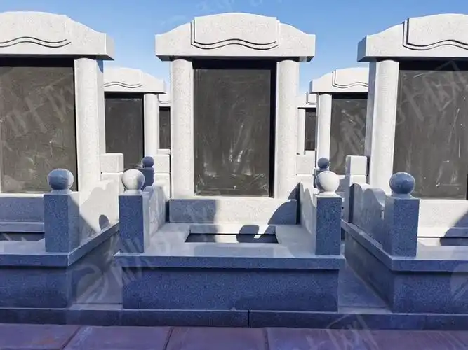 极乐园公墓-卧龙岗西区-经典官帽碑关注碑型