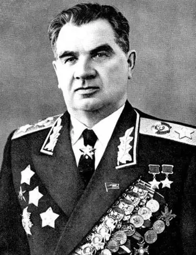 一生四次来华为抗战出谋划策二战名将崔可夫的中国情缘