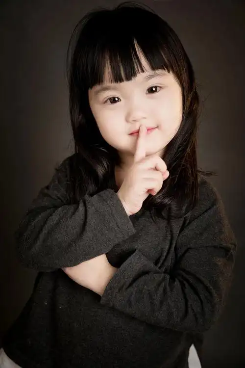 光影人物写真 #儿童 #人物 #可爱#光影 #写真人像摄影  - 抖音