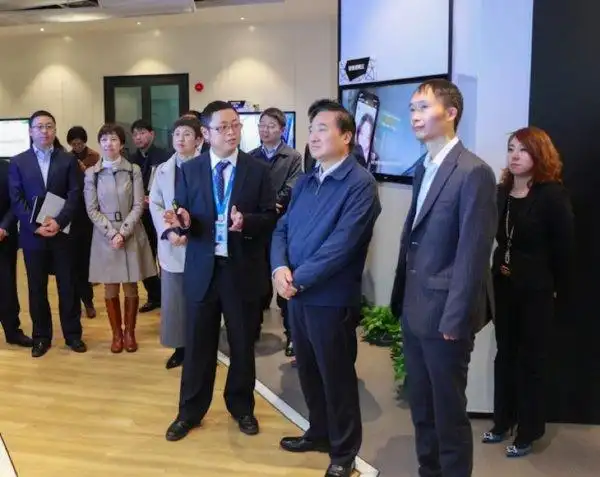 上海市委常委,浦东新区区委书记翁祖亮考察七牛云