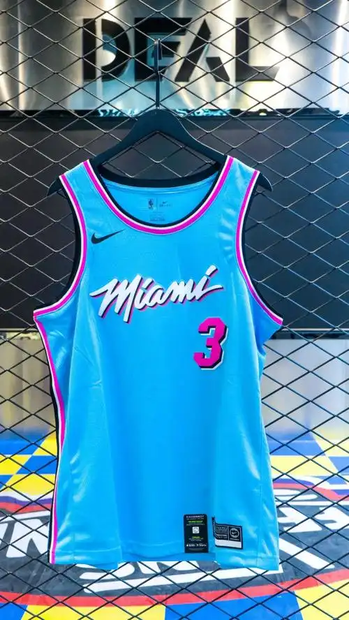 deal发售迈阿密热火队城市版球衣韦德