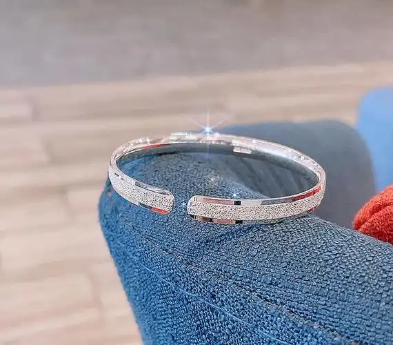 老凤凰款式 双线洋气订沙银手镯女 999.