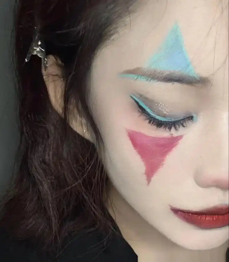 话要适可而止 挽留的举止.#薛之谦 #小丑妆