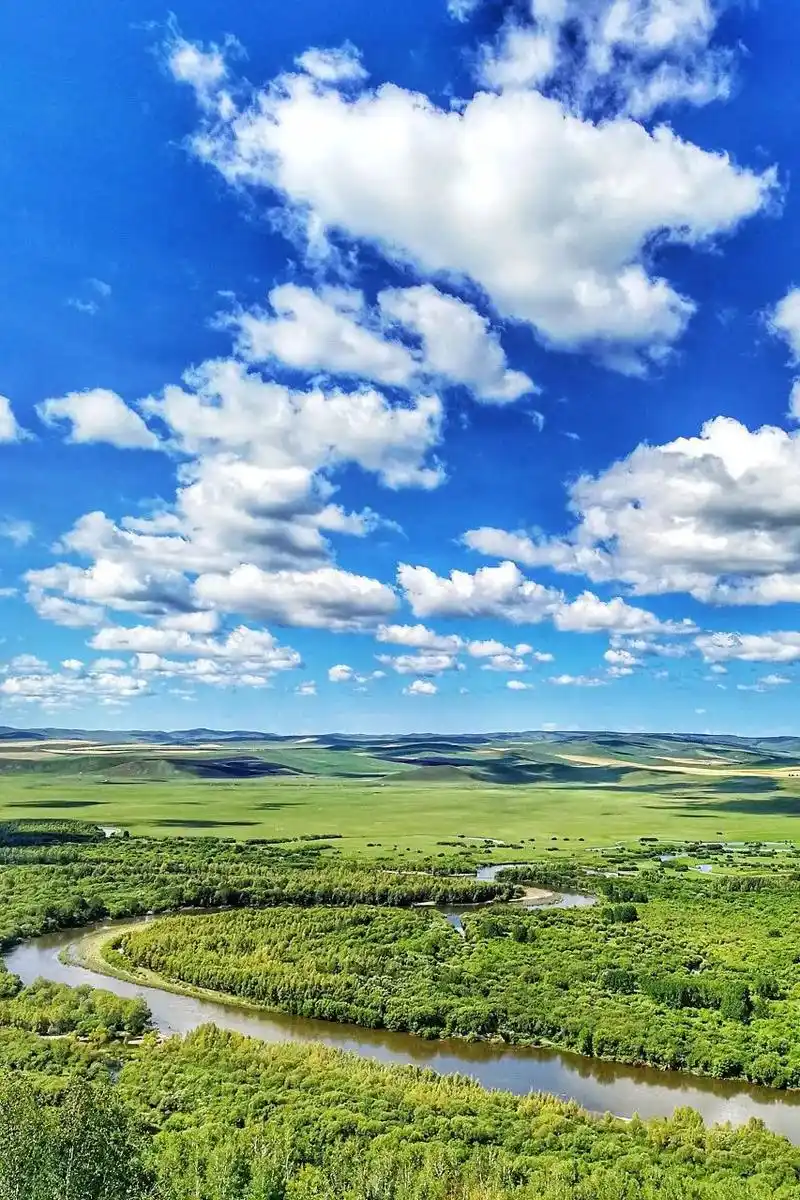 中俄边境公路旅行广阔草原这个夏天跟同道一起看星星