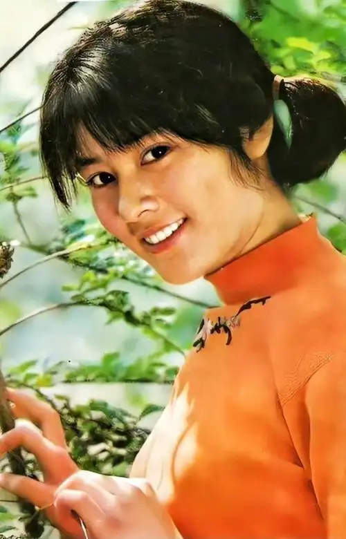 回顾80年代西影厂8位美女明星:当年红火今命途迥异,殷亭如可惜