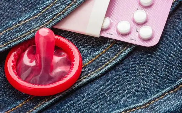 避孕膜正确使用方法图解男款和女款戴法大不相同