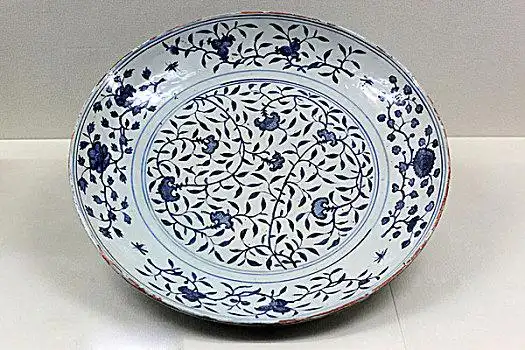 上海博物馆的明代玉饰云鹤连珠纹饰明代铸钟上的花纹图明代铸铁香炉花