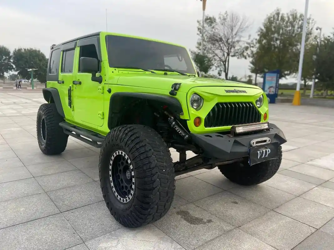 09牧马人全车原版原漆 爆改4寸升高fox氮气软硬可 - 抖音