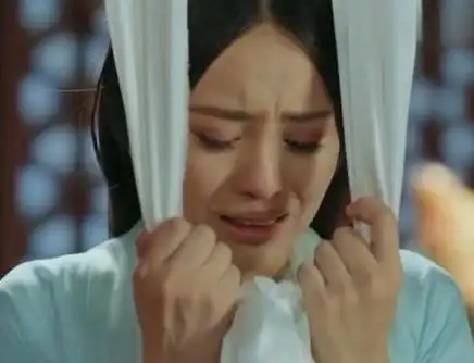 图片:赵京娘上吊自尽剧照就小编个人看来,真所谓人言可畏,古代的女子