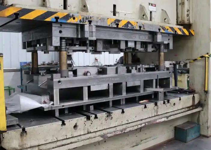 东莞市大型汽车冲压模具