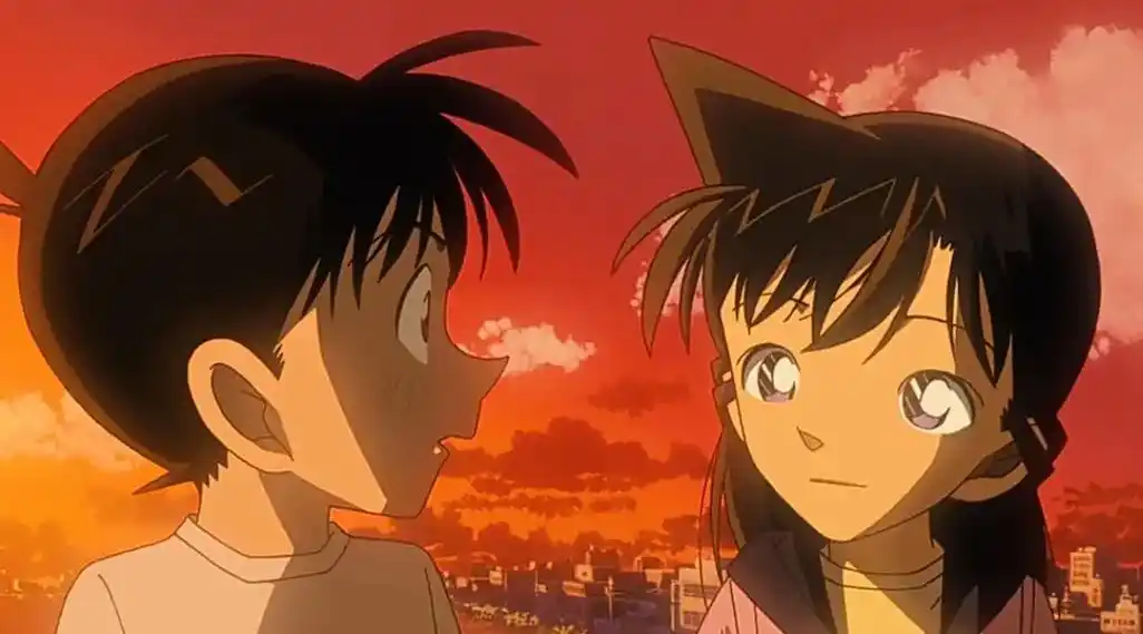 新兰在清水寺就已经完结了,而在游乐场死里逃生的不是新一而是柯 - 抖