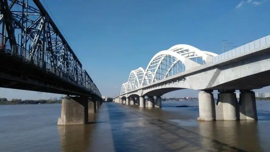 黑龙江省哈尔滨市松花江公路大桥