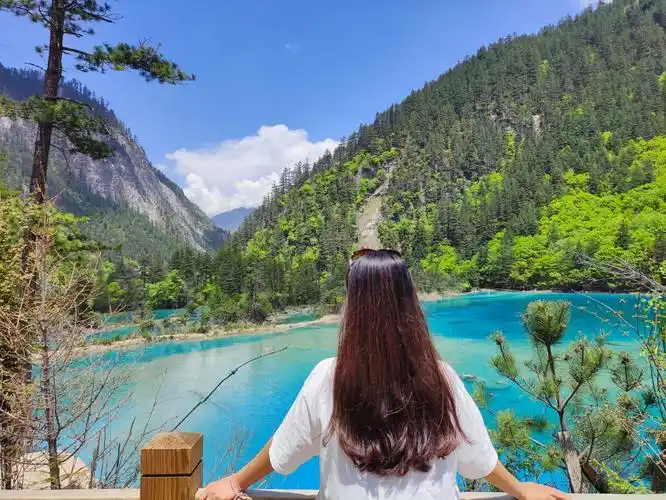 九寨沟2021年5月1日在九寨沟拍的人像手机摄影