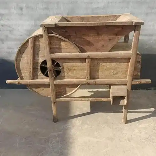 我们都知道,做什么东西都得有工具,吃饭得有筷子和碗,写字得有笔和