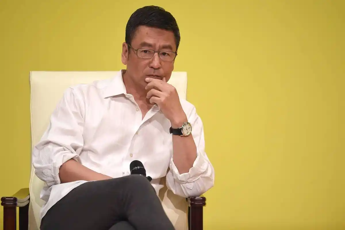 白岩松:很多年前我就反对金元足球,足协有他们的思考和为难