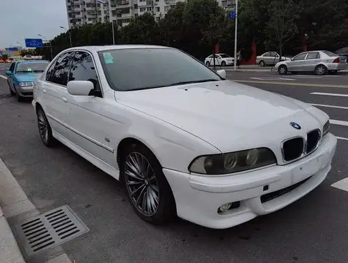 2003-06 宝马530li经典老款精品车况 白色