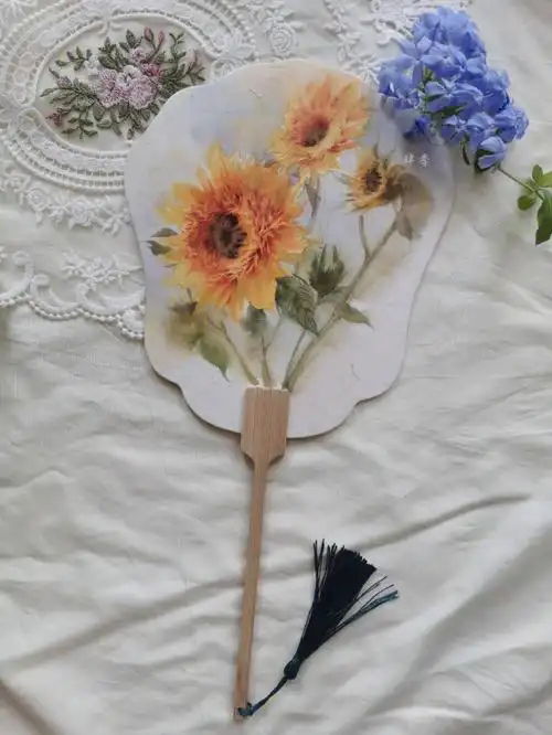 水彩花卉扇面向日葵