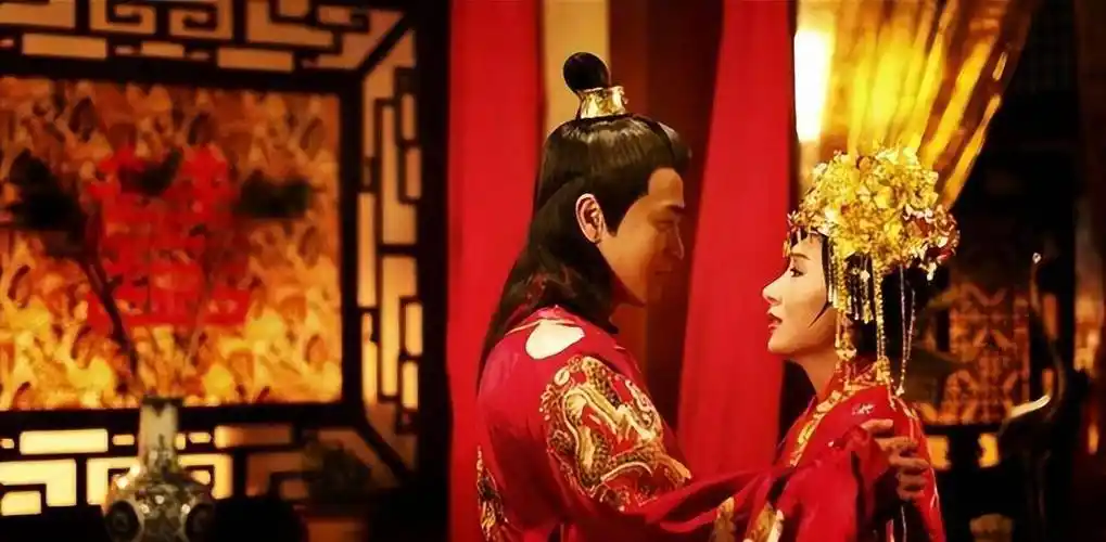 娶一个大17岁的女人为妃_朱见深_万贞儿_朱祁镇