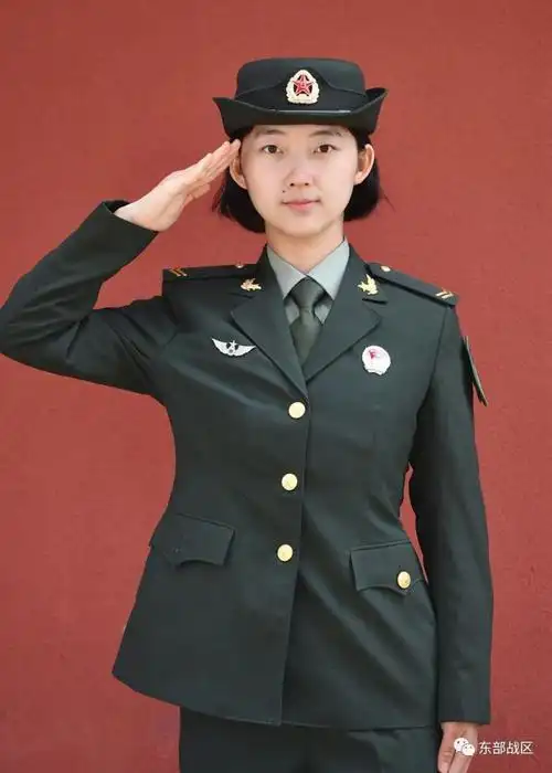 7月出生,2021年3月入伍,党员,现为第73集团军某合成旅信息保障队战士