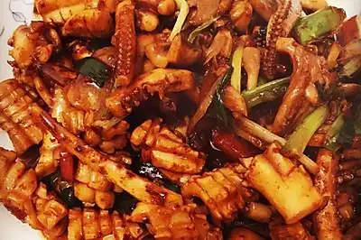 酸辣鱿鱼