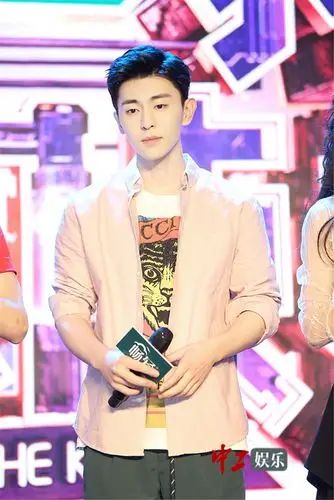 邓伦我是大侦探高能开挂粉嫩系boy撩翻全场