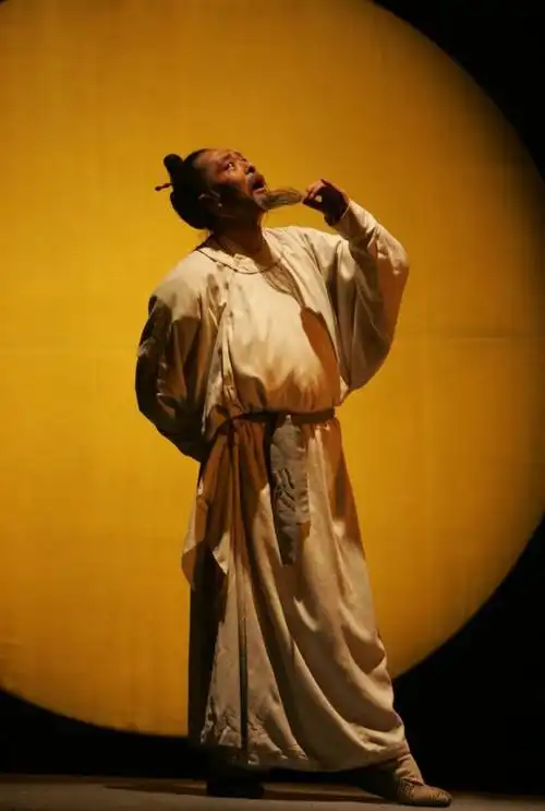 演员濮存昕饰演的李白